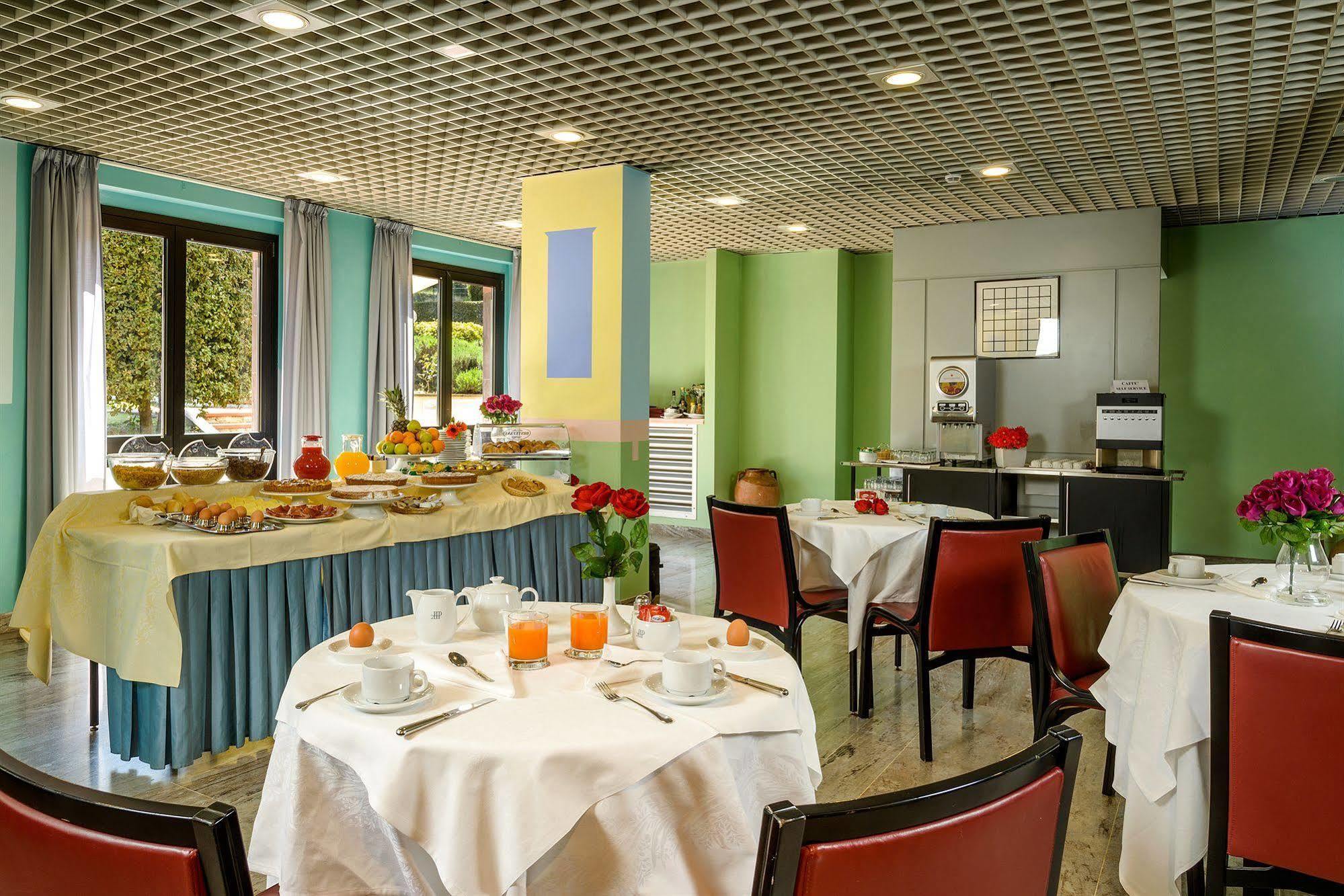Hotel Albornoz Palace 4*